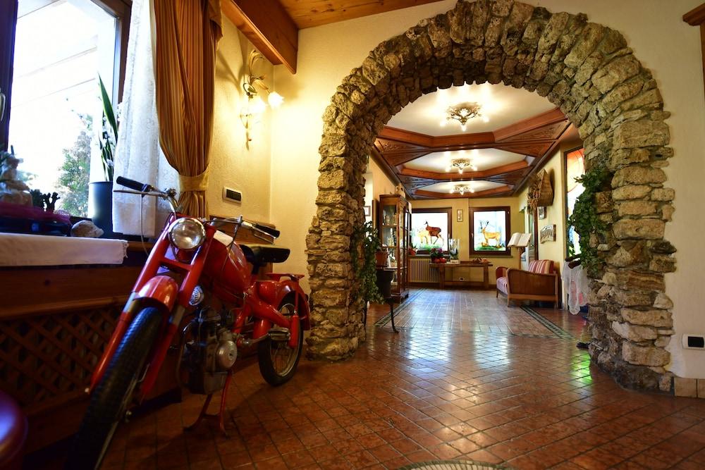 Hotel Beau Sejour Etroubles Exterior foto